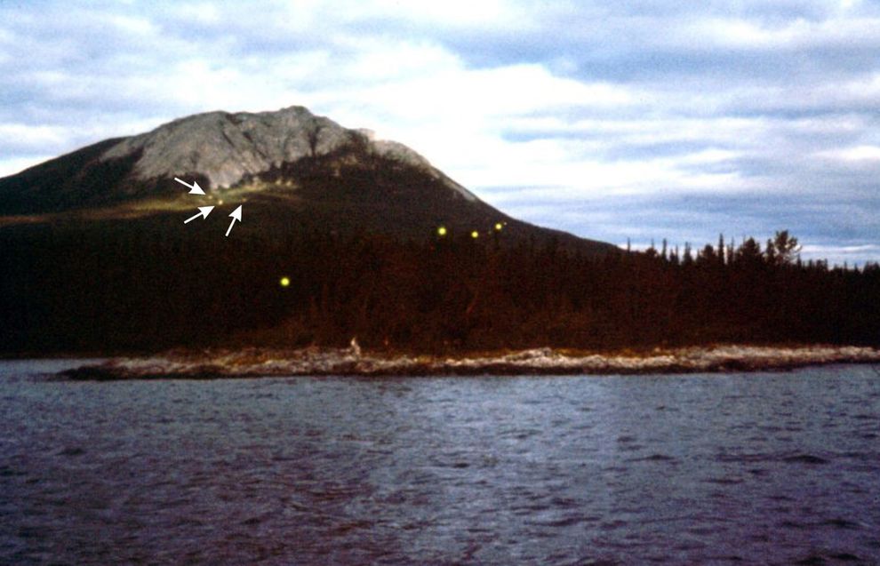Photo of a mountain range with earthquake lights.